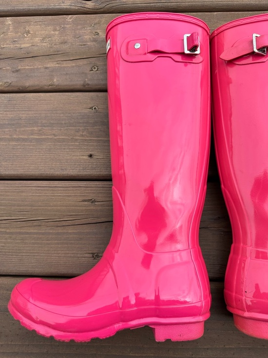 Hunter Glossy Hot Pink Tall Rain Boots - Picture 4 of 12